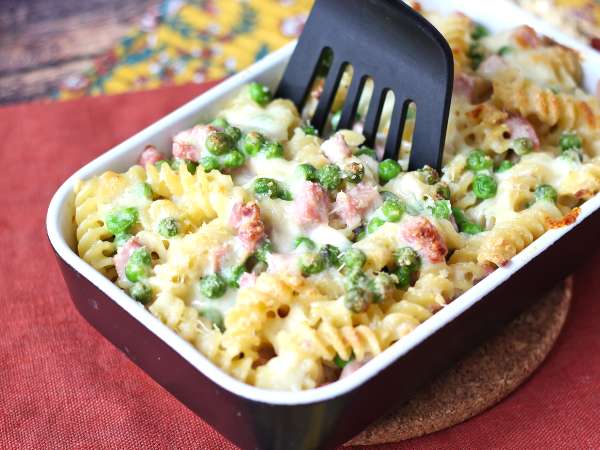 Creamy baked pasta with peas and ham au gratin - Preparation step 13