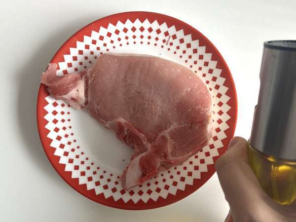 How do I cook a pork chop in the Airfryer? - Preparation step 1