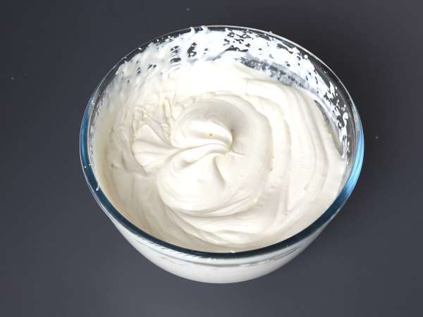 Red fruit charlotte with madeleines - Preparation step 3