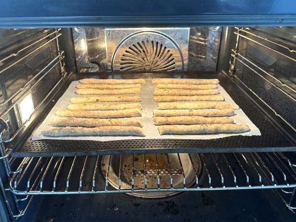 Homemade herbed gressins: easy to make and super-crispy! - Preparation step 6