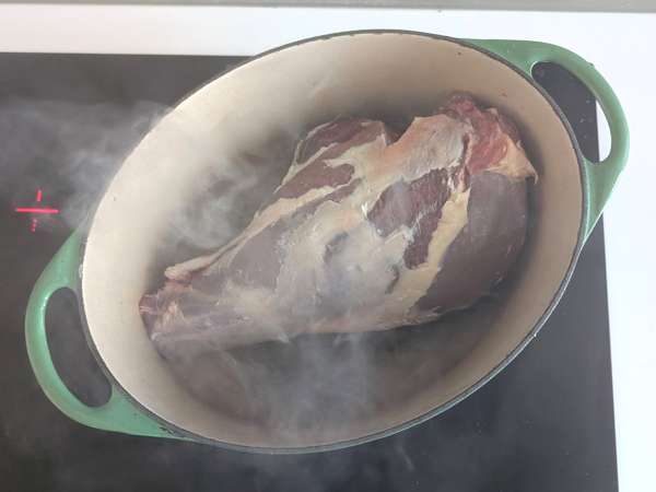 French roasted leg of lamb the ultra-easy 7 hour oven baked recipe - Preparation step 3