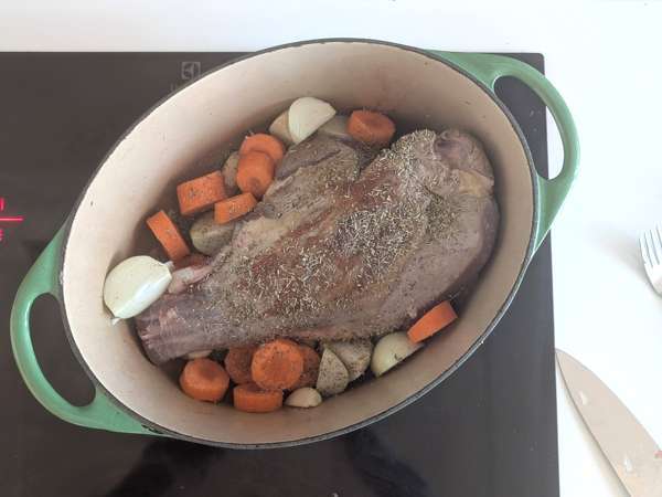 French roasted leg of lamb the ultra-easy 7 hour oven baked recipe - Preparation step 4
