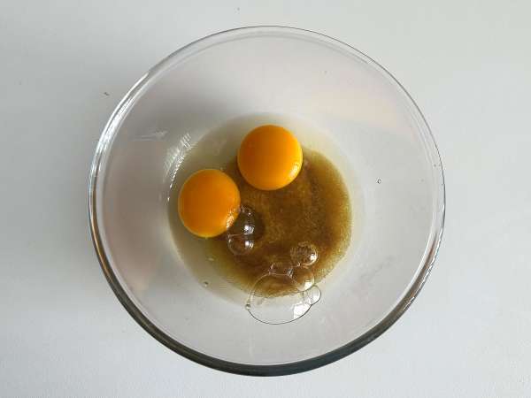 Ultra moist pistachio, lime and zucchini cake - Preparation step 3