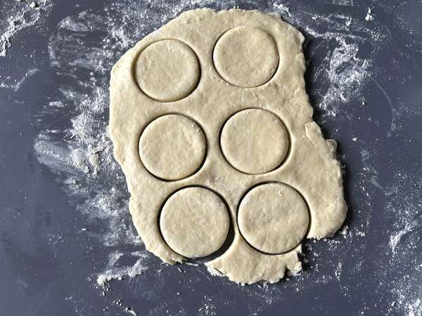 Strawberry shortcake, the American strawberry-cream shortcake that never fails - Preparation step 4