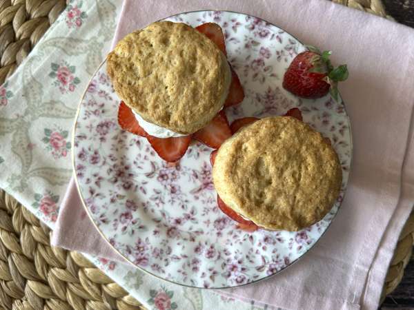 Strawberry shortcake, the American strawberry-cream shortcake that never fails - Preparation step 10