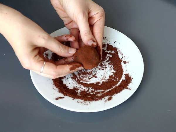 Korean Dubai chewy cookies, the viral recipe for mochis with pistachio and kadaïf filling - Preparation step 10