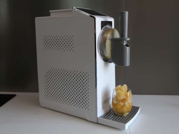 Gin and passion fruit slush cocktail: the perfect summer refreshment! - Preparation step 2