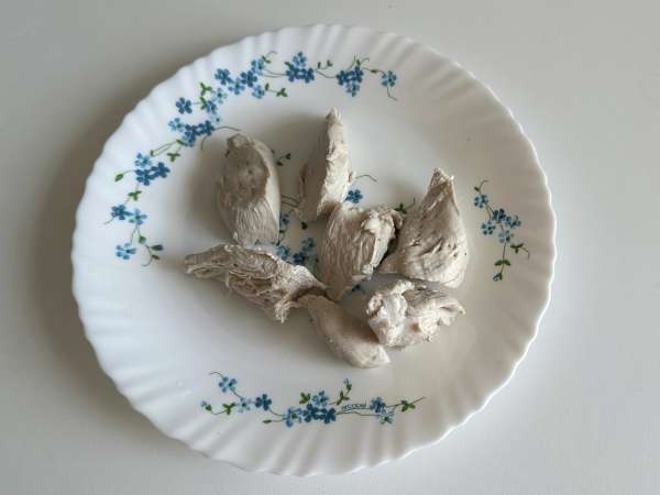 Frango à Brás: the perfect Portuguese dish for using up leftover chicken - Preparation step 7