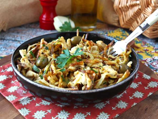 Frango à Brás: the perfect Portuguese dish for using up leftover chicken - Preparation step 12
