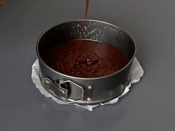 Protein-packed chocolate fudgy cake: an easy-to-make whey protein recipe - Preparation step 3