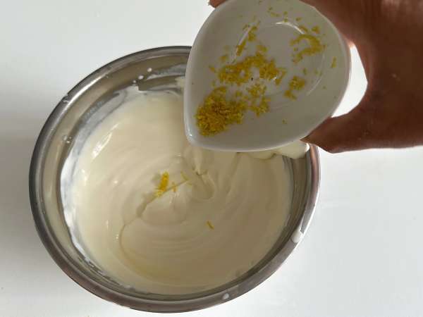 No-bake surimi terrine: an easy cold appetizer perfect for summer - Preparation step 4