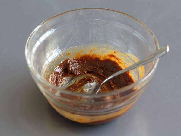 Easy miso-marinated salmon - Preparation step 2