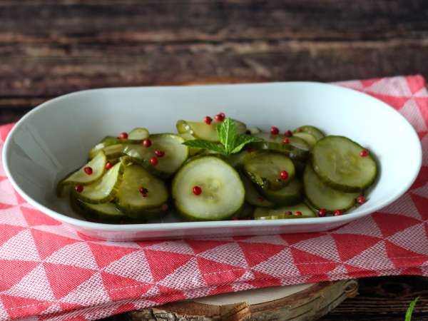 Quick sweet-and-sour cucumber salad - Preparation step 8