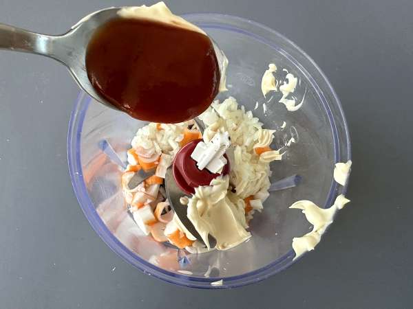 Surimi spread: the quick and creamy appetizer that’s perfect for sharing - Preparation step 3