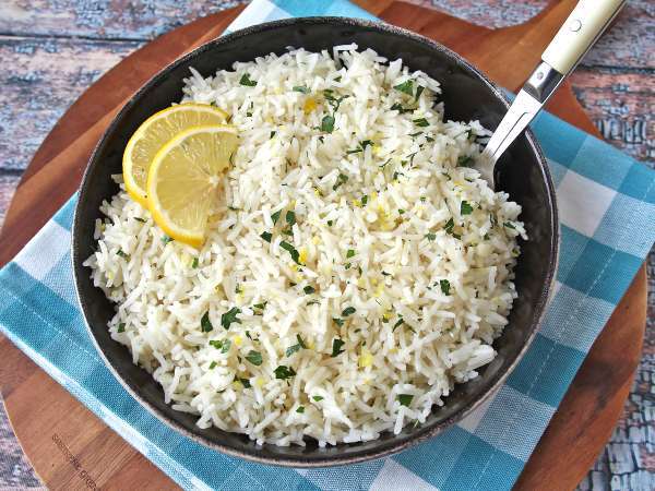 Easy lemon rice with fresh herbs, perfect with fish - Preparation step 8