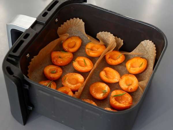 Roasted apricot tiramisu for summer - Preparation step 2