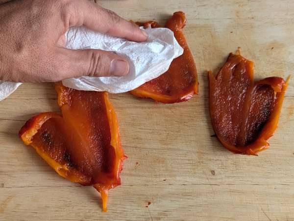 Air fryer stuffed peppers with sausage and scamorza - Preparation step 6