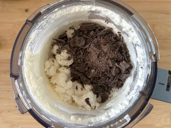 Stracciatella-style ice cream with the Ninja Creami - Preparation step 6