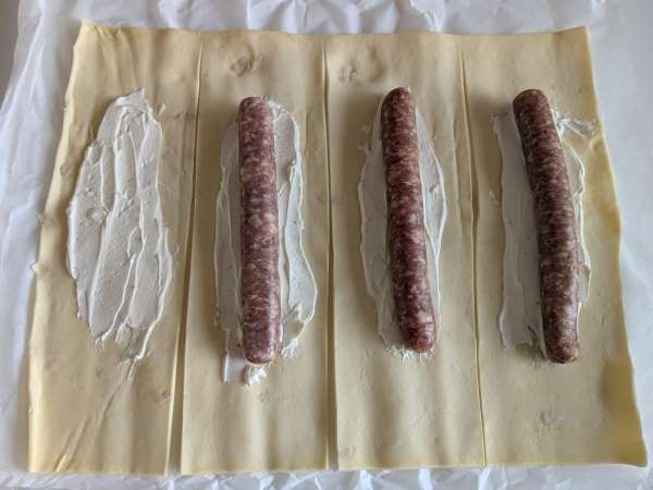 Sausage and cheese bites in an Air Fryer - Preparation step 4