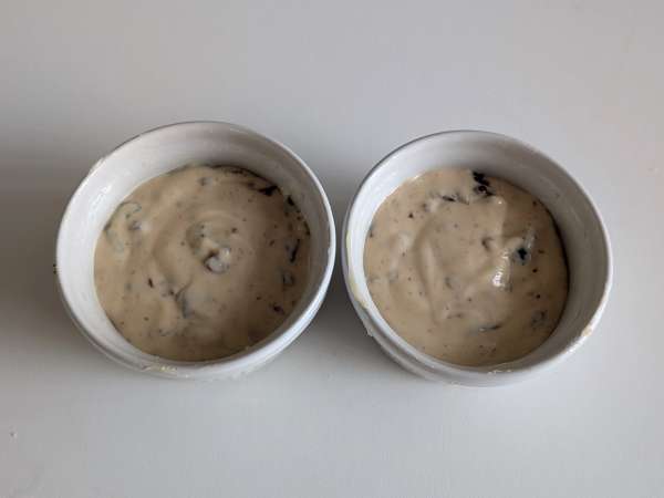 Savory flans with olives and cream cheese in an Air Fryer - Preparation step 6