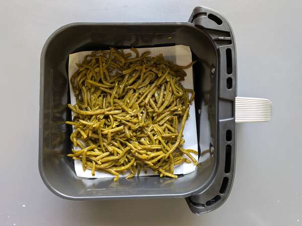 Green beans with Thai sauce, cooked in an Air Fryer - Preparation step 3