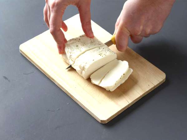 Beet salad with grilled halloumi - Preparation step 4