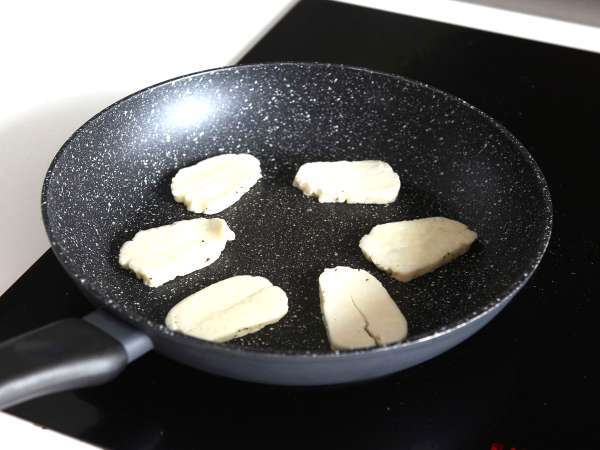 Beet salad with grilled halloumi - Preparation step 6