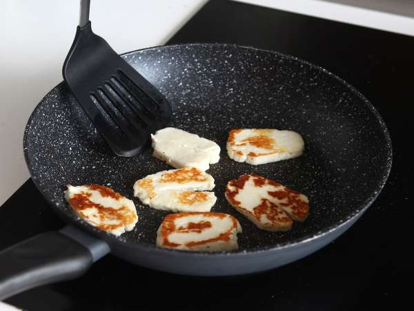 Beet salad with grilled halloumi - Preparation step 7