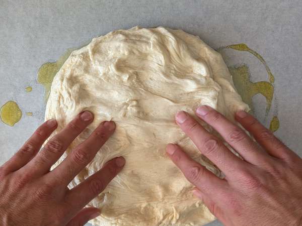Thick, fluffy focaccia with cherry tomatoes, olives, and oregano - Preparation step 8