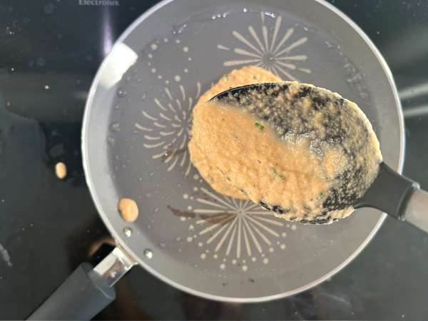 Savory pancakes with red lentils: an easy, high-protein recipe - Preparation step 6