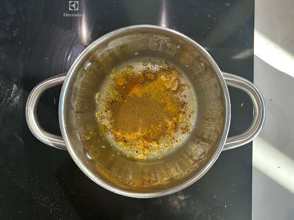 Red lentil curry with coconut milk: an easy, creamy recipe - Preparation step 3