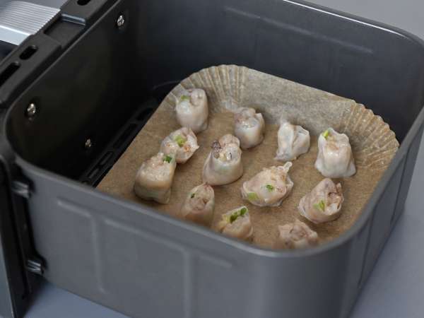 Air-Fryer shrimp bites (Spring roll style) - Preparation step 6