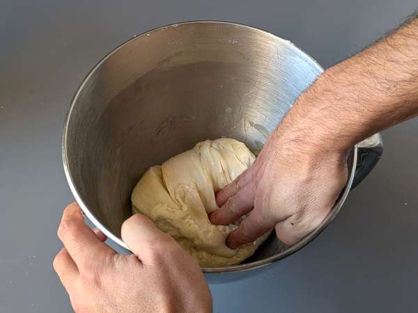 Rustic Focaccia with Onion and Rosemary - Preparation step 5