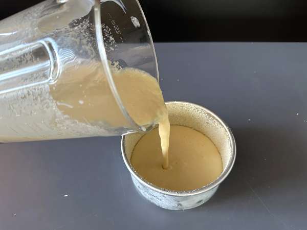 Coconut and condensed milk flan cake: easy and melt-in-your-mouth - Preparation step 4