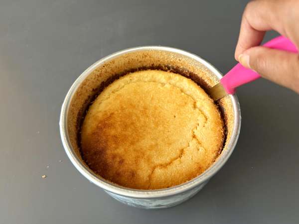 Coconut and condensed milk flan cake: easy and melt-in-your-mouth - Preparation step 6