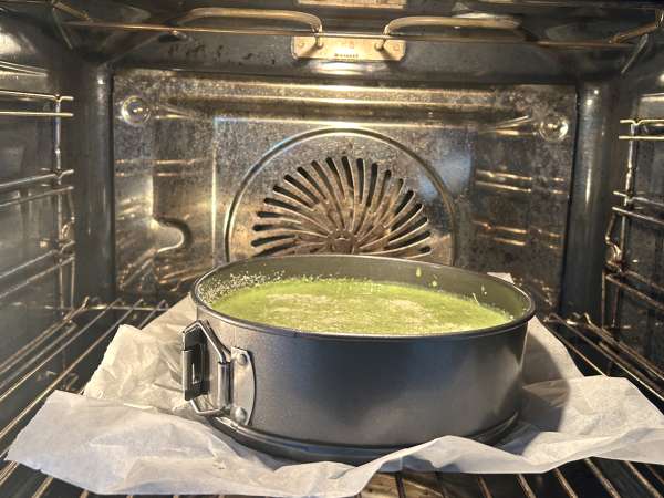 Crustless quiche with spinach and Gouda - Preparation step 6