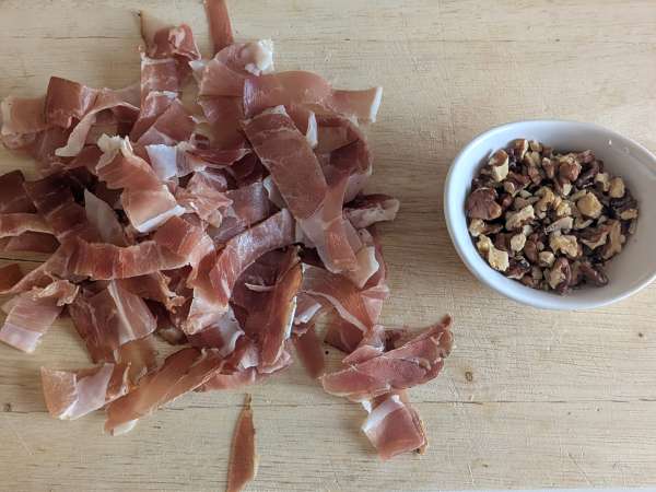 Lasagna with pumpkin, speck, and creamy, crunchy walnuts - Preparation step 6