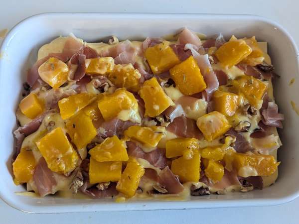 Lasagna with pumpkin, speck, and creamy, crunchy walnuts - Preparation step 7