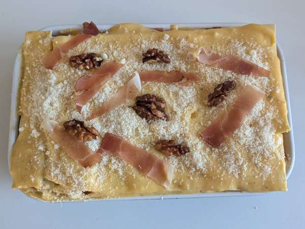 Lasagna with pumpkin, speck, and creamy, crunchy walnuts - Preparation step 8