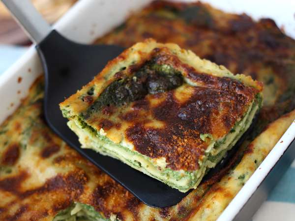 Vegetarian Lasagna with Spinach and Tofu Made in an Air Fryer - Preparation step 11