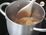 Spanish Garlic Soup - Video recipe ! - Preparation step 4
