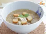 Spanish Garlic Soup - Video recipe ! - Preparation step 6