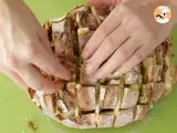 Blooming bread with pesto and cheese - Video recipe ! - Preparation step 5
