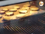 Little eggplant pizzas - Video Recipe ! - Preparation step 5