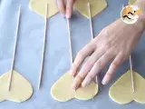 Step 2 - Valentine's day pie pops - Video recipe!