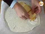 Cheese & ham calzone - Video recipe! - Preparation step 3