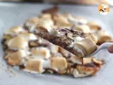 Dessert pizza with banana and chocolate - Video recipe! - Preparation step 5
