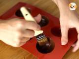 Hazelnut chocolate dome, as Ferrero Rochers - Preparation step 6