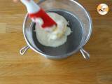 Pasteis de Nata, little Portuguese egg tarts - Preparation step 4