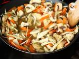 Stir fry with chicken and coriander, chao men - Preparation step 3